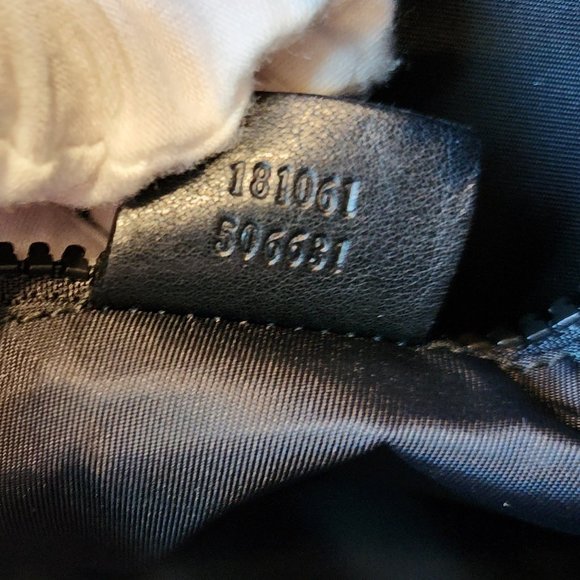 Sold-Gucci Messenger Bag Canvas Nylon Razor Black - Picture 9 of 12